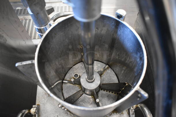 Hobart FP400 Metal Commercial Floor Style Food Processor. 208-240 Volts, 3 Phase. 22x26x54 - Image 5 of 7