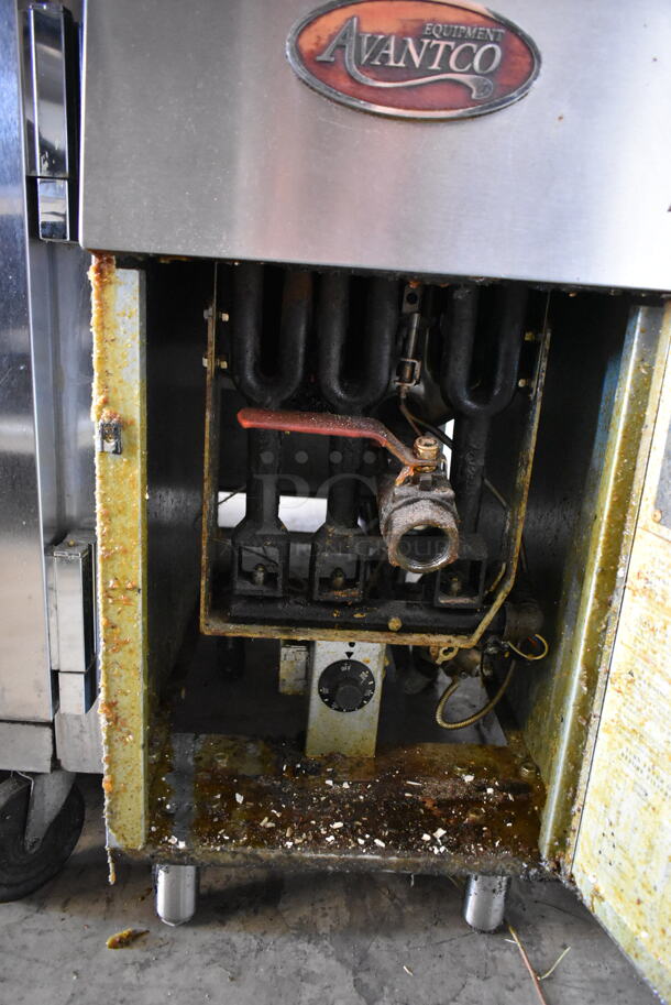 Avantco Stainless Steel Commercial Natural Gas Powered Floor Style Deep Fat Fryer. - Image 5 of 6