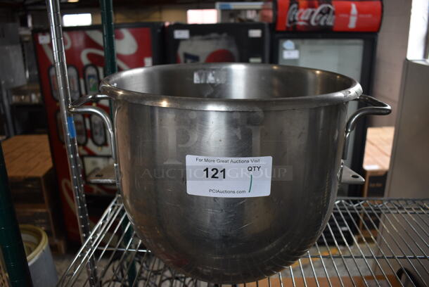 Hobart VMLH30 Stainless Steel 30 Quart Mixing Bowl. 21x15.5x13 - Image 1 of 4