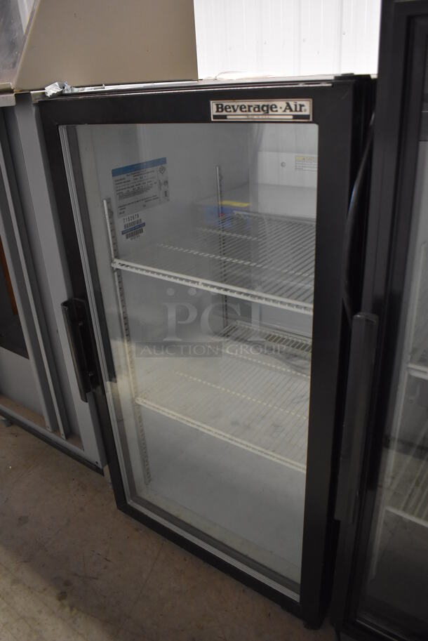 Beverage Air UR30G Metal Commercial Mini Cooler Merchandiser w/ Poly Coated Racks. 115 Volts, 1 Phase. 20.5x26x36. Tested and Working! - Image 3 of 5