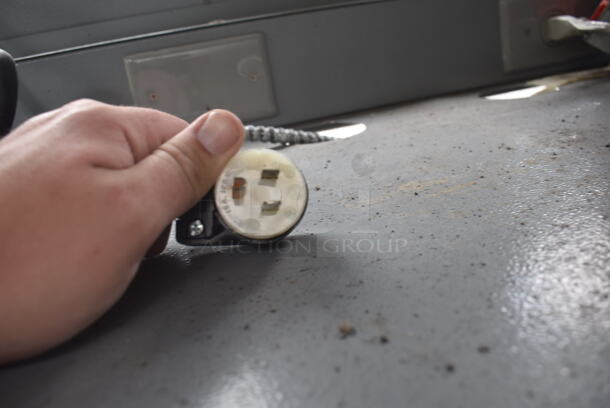 Duke SUB-CP-TC60 M Stainless Steel Commercial Subway Sandwich Make Line w. Lowering Sneeze Guard. 120 Volts, 1 Phase. - Image 10 of 10