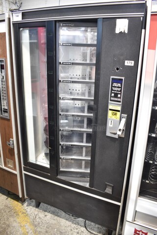 Crane 431 Metal Commercial Vending Machine. Lock Was Removed; No Key. Tested and Does Not Power On