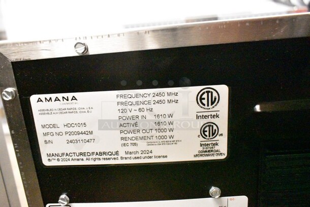 BRAND NEW SCRATCH AND DENT! 2024 Amana HDC1015 Stainless Steel  Heavy-Duty Stainless Steel Commercial Microwave with Push Button Controls. 120 Volts 1 Phase.  - Image 5 of 5