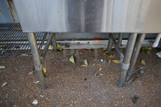 Regency 600B1101412 RT Stainless Steel Commercial Single Bay Sink w/ Right Side Drain Board, Faucet and Handles. Bay 10x14 - Image 3 of 4