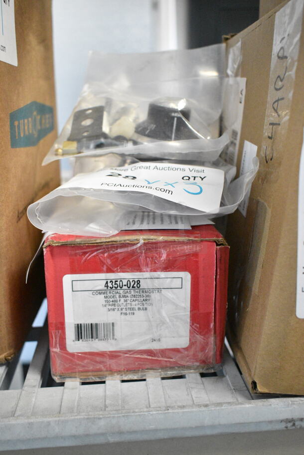 3 BRAND NEW SCRATCH AND DENT! Items Including Robertshaw Industries 4350-028 Gas Thermostat Kit, Robertson 2416E Unit, Knob. 3 Times Your Bid!  - Image 2 of 7