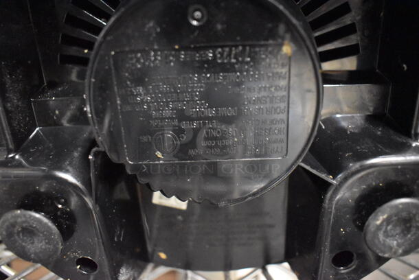 Hamilton Beach Metal Countertop Food Processor. 10x10x15 - Image 5 of 5