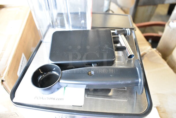 BRAND NEW SCRATCH AND DENT! 2023 Chefman Metal Countertop Espresso Machine. 115 Volts, 1 Phase. Tested and Working!  - Image 4 of 11