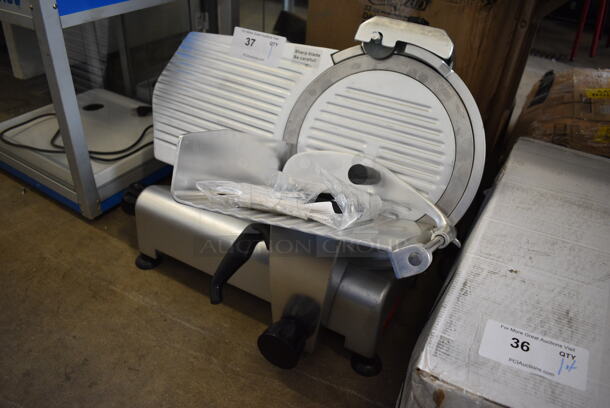 Avantco Model 300ES-12 Stainless Steel Commercial Countertop Meat Slicer w/ Blade Sharpener. 120 Volts, 1 Phase. 25x20x19. Tested and Working! - Image 2 of 7