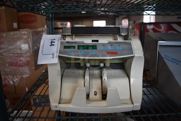 Accurate Model 1200 Metal Countertop Bill Counting Machine. 110 Volts, 1 Phase. 10.5x10x8. Tested and Working! - Image 1 of 4