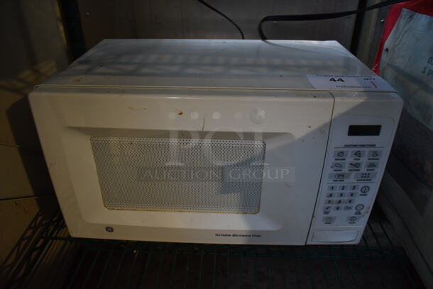 General Electric GE JES738WJ02 Countertop Microwave Oven. 120 Volts, 1 Phase.  - Image 1 of 4