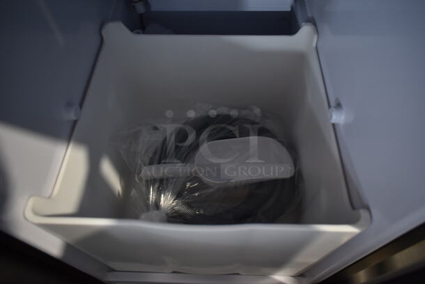 BRAND NEW SCRATCH AND DENT! Whynter Stainless Steel 14” Undercounter Self Contained Ice Maker. 115 Volts, 1 Phase. Tested and Working! - Image 4 of 4