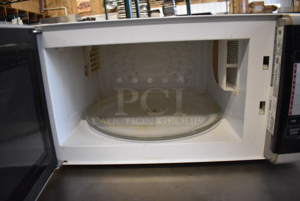 Sanyo EM-S100 Metal Countertop Microwave Oven. 120 Volts, 1 Phase. 21x16x11 - Image 5 of 6