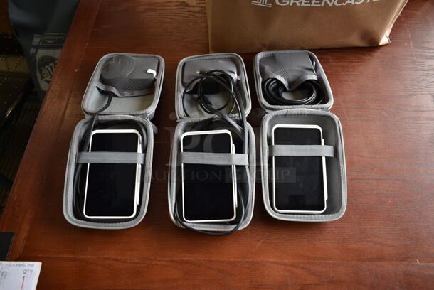 3 Square Credit Card Readers in Case. 3 Times Your Bid! - Image 1 of 6