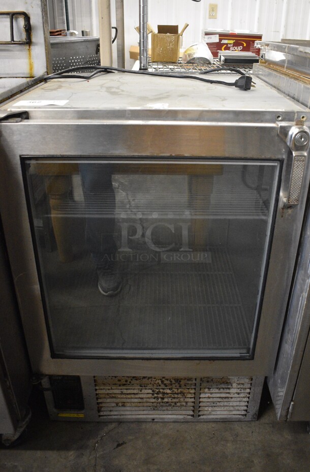 Glastender Model MFV24-XN(R) Stainless Steel Commercial Undercounter Single Door Merchandiser Cooler. 115 Volts, 1 Phase. 24x25x36. Tested and Powers On But Does Not Get Cold