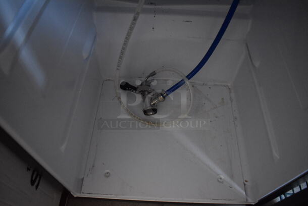 Galaxy 177KEGRTRBLK Metal Commercial Direct Draw Kegerator w/ Beer Tower and Coupler. 115 Volts, 1 Phase. 21x24x52. Tested and Working! - Image 7 of 8