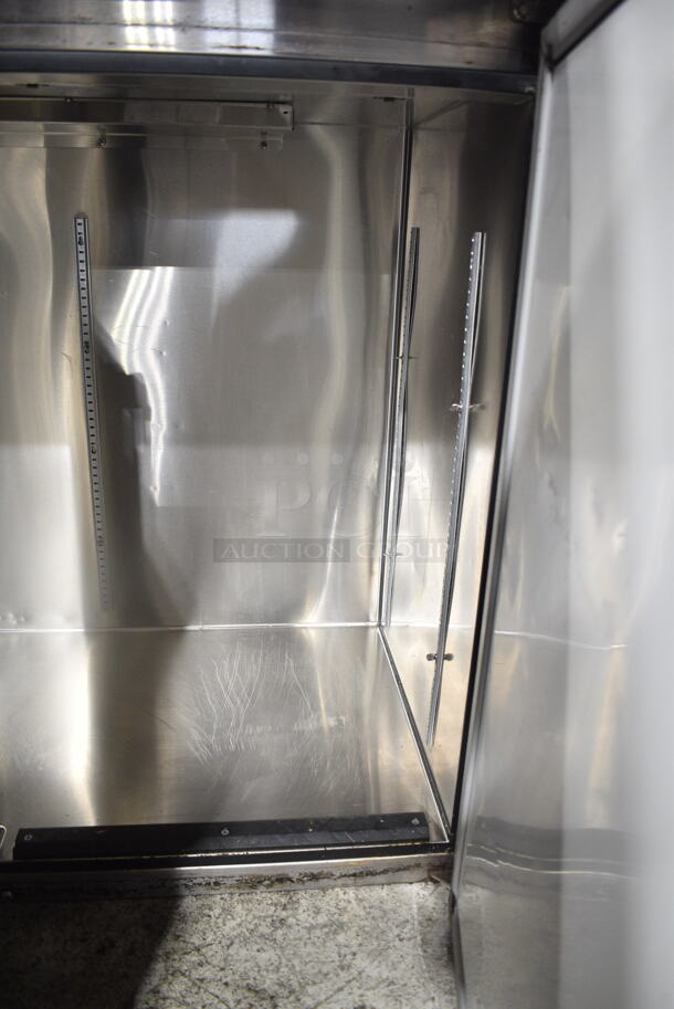 Glastender BB84-L1-BS(LRR) Metal Commercial 3 Door Direct Draw Kegerator w/ 3 Couplers. 115 Volts, 1 Phase. Tested and Working! - Image 4 of 9