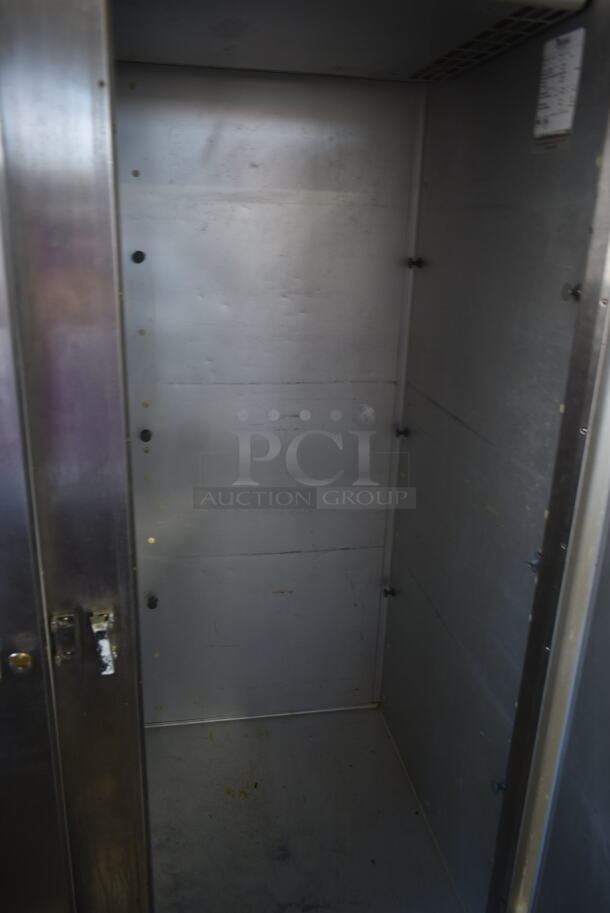 Traulsen G20010 Stainless Steel Commercial 2 Door Reach In Cooler. 115 Volts, 1 Phase. Tested and Powers On But Does Not Get Cold - Image 4 of 7