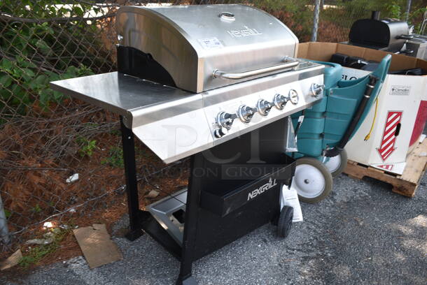NexGrill 720-0888S Expert Grill 5 Burner Propane Gas Grill with Side Burner - Image 3 of 8