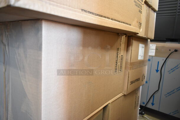 4 Boxes of BRAND NEW IN BOX! RESMSJAR16RSC 16 oz Mason Jars. 4 Times Your Bid! - Image 3 of 6
