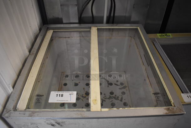 Stajac EDO-4 Metal Chest Freezer Merchandiser on Commercial Casters. 115 Volts, 1 Phase. 25x25x34. Tested and Working! - Image 3 of 5