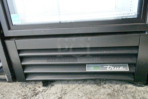 2024 True GDM-10-HC Metal Commercial Single Door Reach In Cooler Merchandiser w/ Poly Coated Racks. 115 Volts, 1 Phase. Tested and Working! - Image 3 of 8