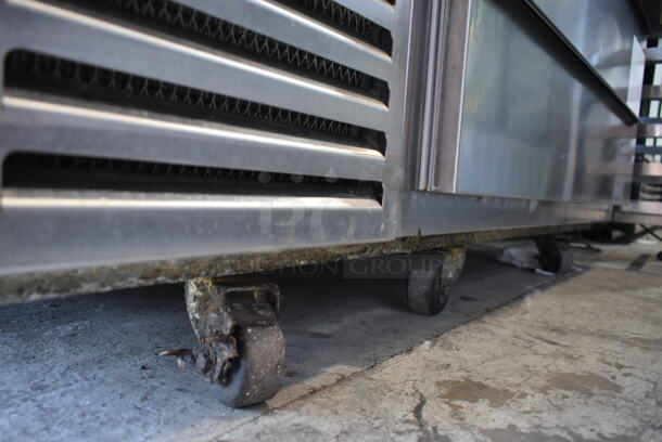 2017 Traulsen TE060HT-ZLB01 Stainless Steel Commercial 2 Drawer Chef Base on Commercial Casters. 115 Volts, 1 Phase. Tested and Working! - Image 4 of 7