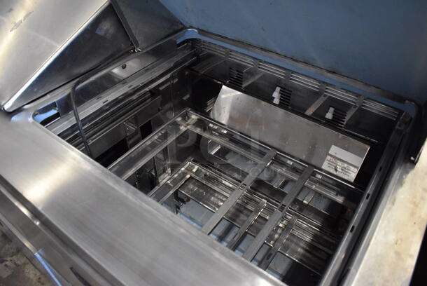 Delfield D4460N-24M-SB Stainless Steel Commercial Sandwich Salad Bain Marie Mega Top w/ 4 Drawers on Commercial Casters. 115 Volts, 1 Phase. 60x32x45. Tested and Powers On But Does Not Get Cold - Image 4 of 7