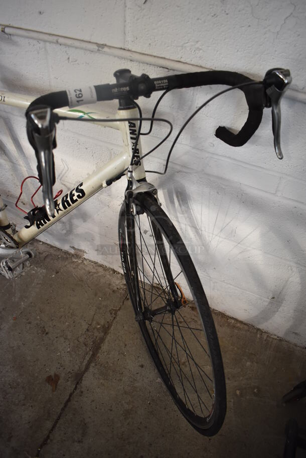 Anteres 201 White Metal Road Bicycle. 18x65x39 - Image 3 of 6