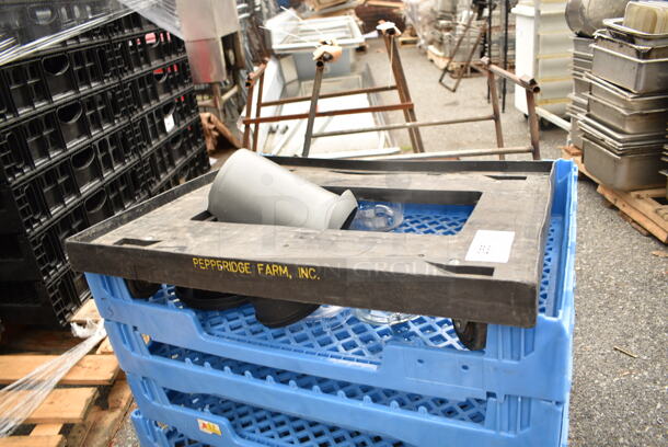 ALL ONE MONEY! Lot of Poly Bread Bins and Contents - Image 3 of 4