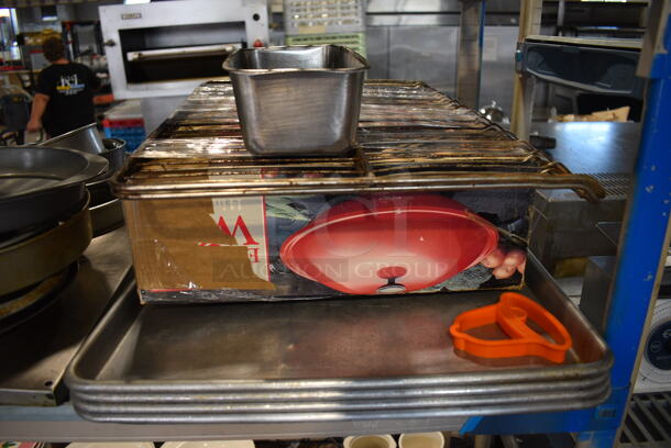 ALL ONE MONEY! Tier Lot of Various Items Including Baking Pans - Image 2 of 6