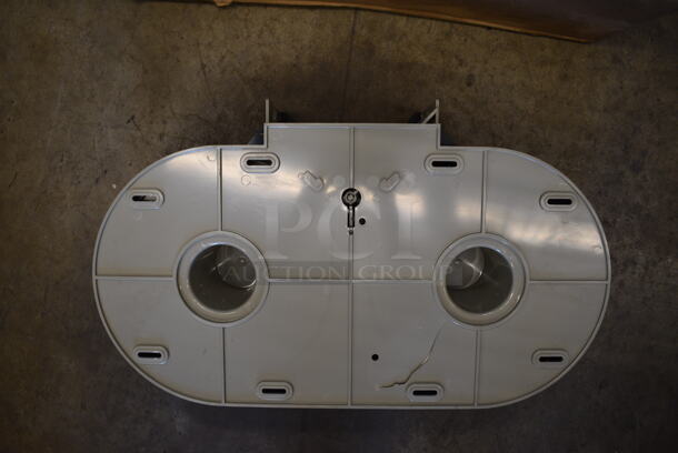 IN ORIGINAL BOX! Kimberly-Clark Poly Wall Mount Toilet Paper Dispenser. 21x5x12 - Image 4 of 5
