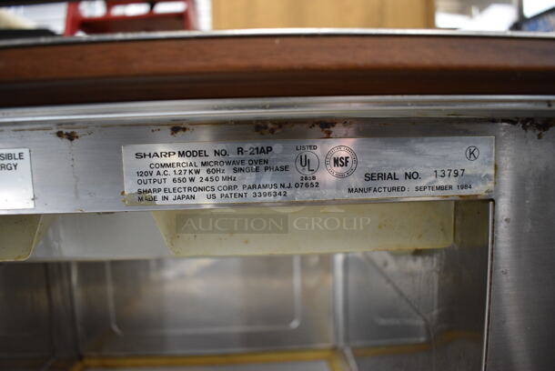 Sharp Model R-21AP Metal Commercial Countertop Microwave Oven. 120 Volts, 1 Phase. 22x16.5x16 - Image 5 of 5