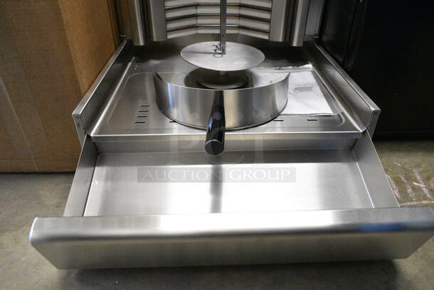 BRAND NEW SCRATCH AND DENT! Visvardis DE 3A Stainless Steel 90 Lb Electric Gyro Machine. 208-240 Volts.  - Image 10 of 11