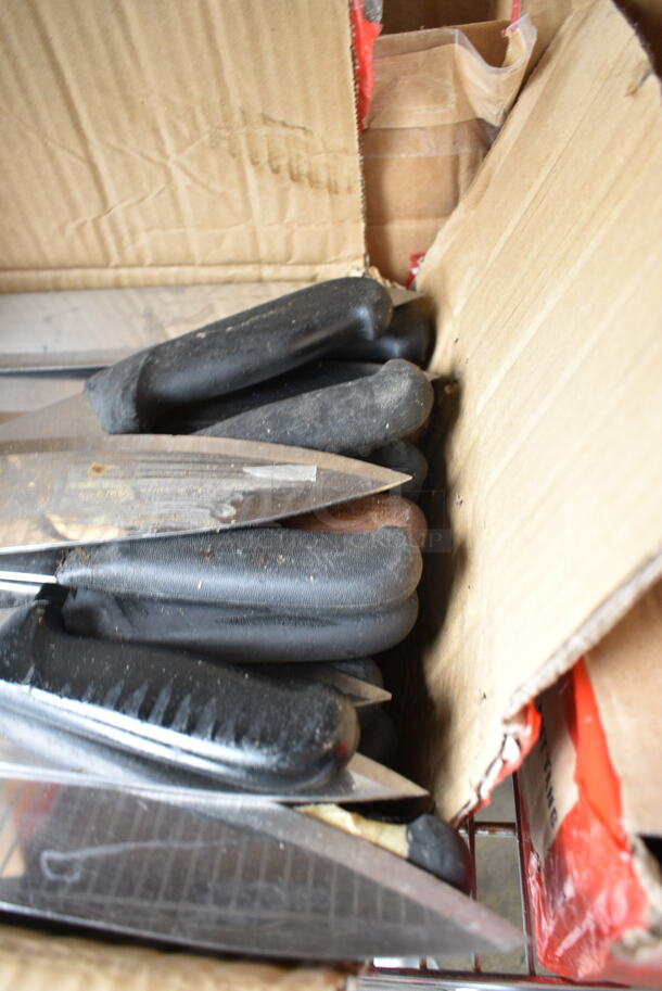 60 SHARPENED Stainless Steel Knives Including Chef Knives. 60 Times Your Bid!  - Image 3 of 6