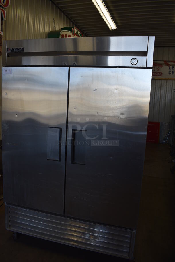 True Model T-49 Stainless Steel Commercial 2 Door Reach In Cooler on Commercial Casters. 115 Volts, 1 Phase. 54x30x83. Tested and Powers On But Temps at 48 Degrees - Image 3 of 7
