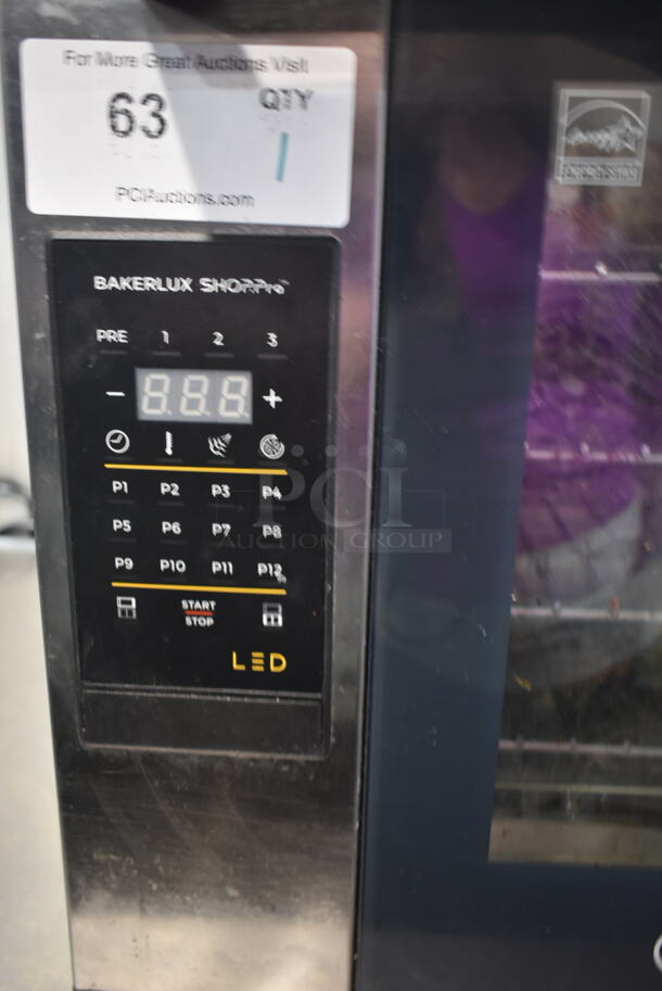 Cadco Unox XAFT-04HS-ELDV-US Stainless Steel Commercial Countertop Electric Powered Half Size Convection Oven. 208-240 Volts, 1 Phase.  - Image 4 of 7