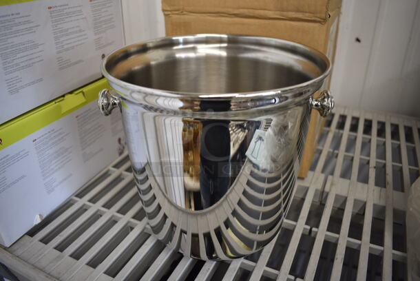 BRAND NEW IN BOX! Stainless Steel Ice Bucket. 9.5x8.5x8