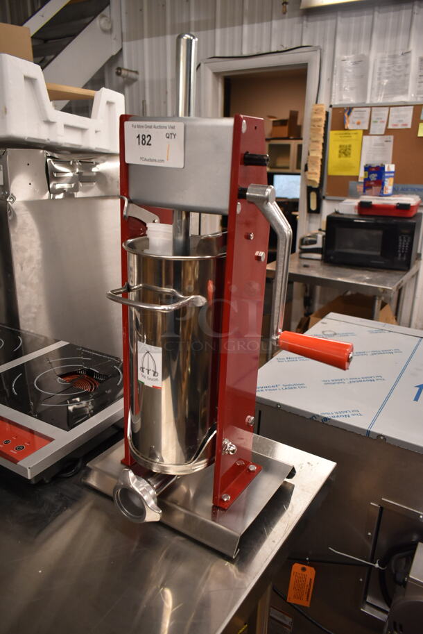 BRAND NEW SCRATCH AND DENT! 2023 Tre Spade  11 lb. Manual Vertical Sausage Stuffer - Image 3 of 7