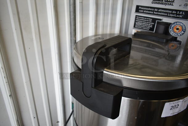 BRAND NEW SCRATCH AND DENT! Avantco 177RCSA90 Stainless Steel Commercial Countertop Sealed Lid Rice Cooker. 240 Volts, 1 Phase.  - Image 6 of 7