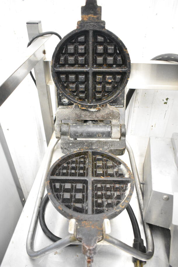 Metal Commercial Countertop Waffle Maker. Tested and Working! - Image 4 of 6