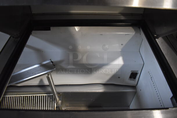 2014 True TSSU-72-30M-B-ST Stainless Steel Commercial Sandwich Salad Prep Table Bain Marie Mega Top on Commercial Casters. 115 Volts, 1 Phase. 72x34x45. Tested and Working! - Image 8 of 9