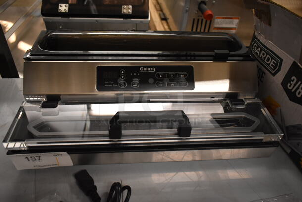 BRAND NEW SCRATCH AND DENT! Galaxy 177GVME16SS Vacuum Packaging Machine with 16" Seal Bar, Roll Cutter and Dual Piston Pump. 120 Volts, 1 Phase. Tested and Working! - Image 4 of 7