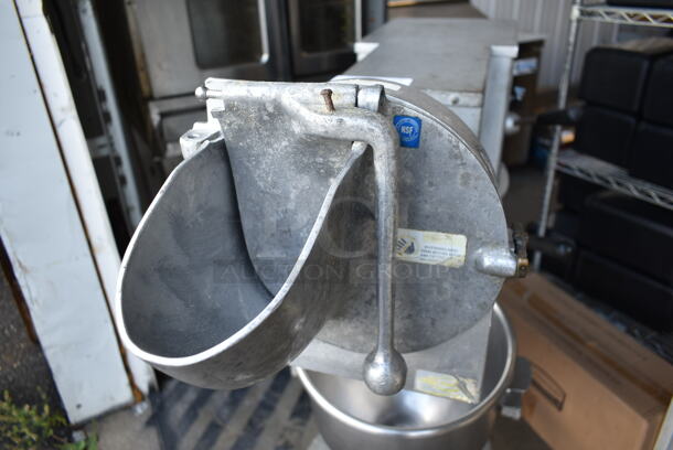 Univex M-30 Metal Commercial Floor Style 30 Quart Dough Planetary Dough Mixer w/ Whisk Attachment and Pelican Head. 115 Volts, 1 Phase. Tested and Working! - Image 5 of 10