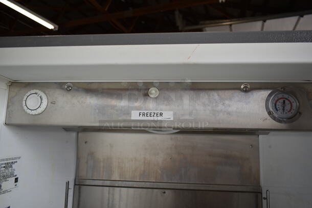Kelvinator KCBM180FQYB Stainless Steel Commercial Single Door Reach In Freezer on Commercial Casters. 115 Volts, 1 Phase. Tested and Working! - Image 6 of 8