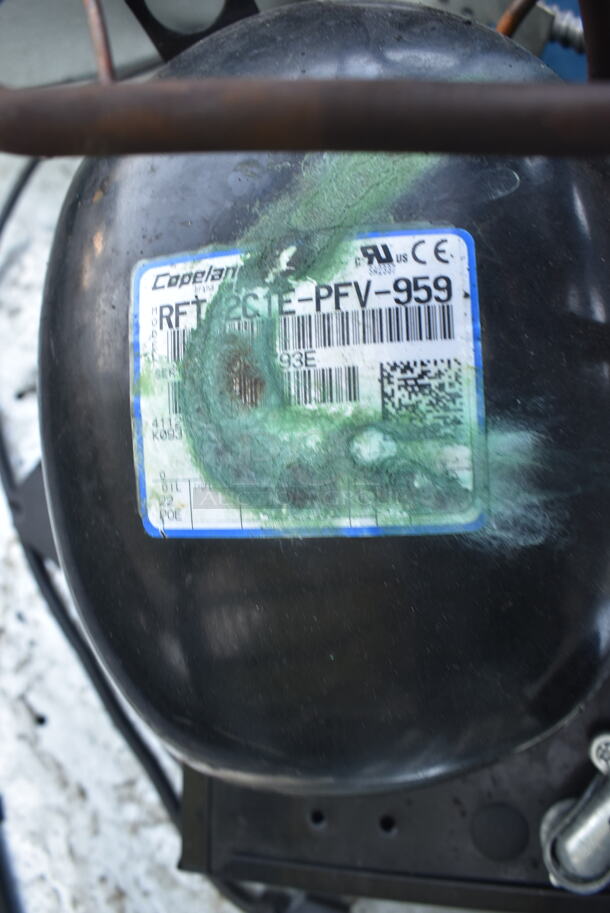 Norlake 8'x6'x7.5' SELF CONTAINED Walk In Freezer Box w/ Floor, Copeland RFT42C1E-PFV-959 Compressor and Norlake CPF100DC-A Condenser. 208-230 Volts, 1 Phase. - Image 5 of 7