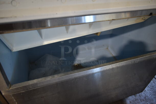 Manitowoc IY1204A-261 Stainless Steel Ice Head on Commercial Ice Bin. 208-230 Volts, 1 Phase.  - Image 8 of 10