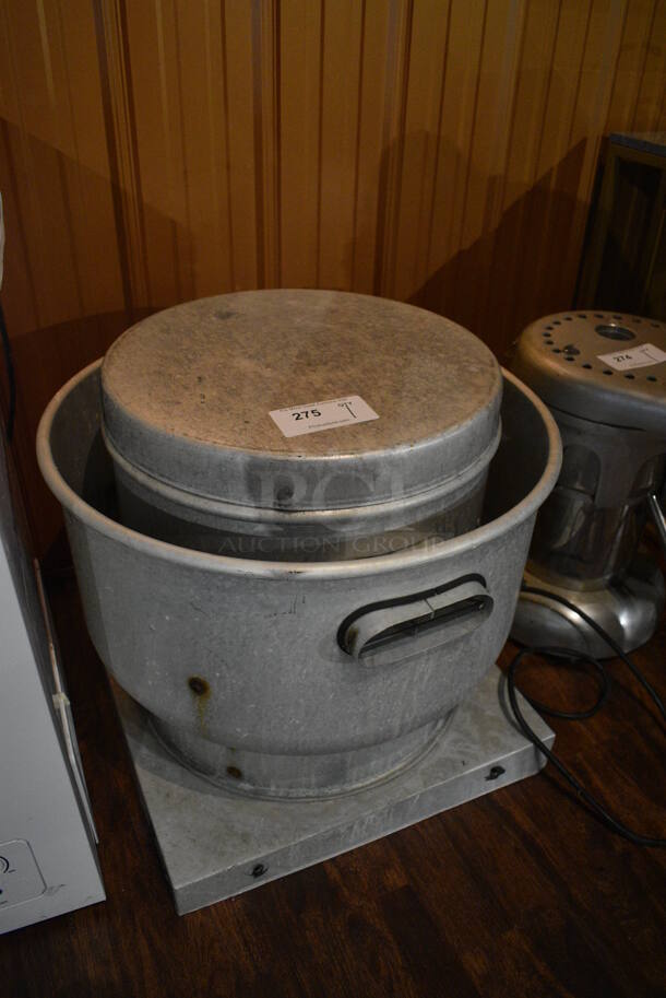 Metal Commercial Rooftop Mushroom Exhaust Fan. 24x24x24. (lounge) - Image 4 of 4