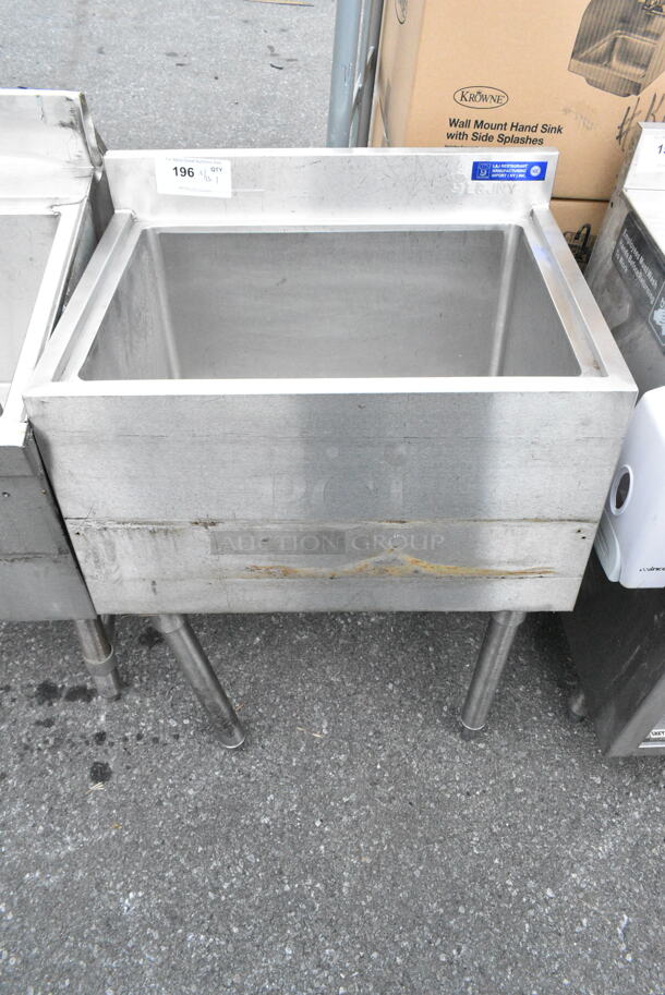 Stainless Steel Commercial Ice Bin.  - Image 1 of 4