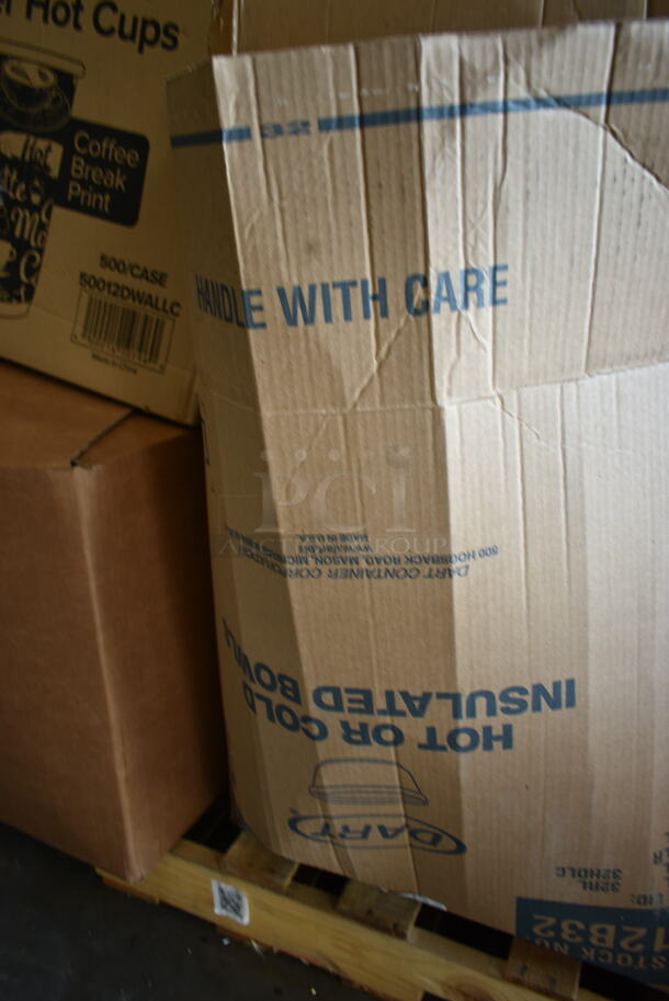 PALLET LOT of 15 BRAND NEW Boxes Including Dart 12B32 12 oz. Insulated White Customizable Foam Container - 1000/Case, 50012DWALLC Smooth Double Wall Paper Hot Cup, 500CC9 Choice Clear Dome Lid w Hole, 427TBBD4 Bolt Down Outdoor Table Base Plate, Choice Medium Weight Forks, CTR16BD Dart SafeSeal 16 oz. Plastic Tamper-Resistant, Tamper-Evident Bowl with Dome Lid - 240/Case, 500CC32P Choice Clear PET Plastic Cold Cup - 32 oz. - 500/Case, Lavex 35 Quart Mop Bucket, MC6610B 8"x6" Rectangular Containers. 15 Times Your Bid! - Image 2 of 10