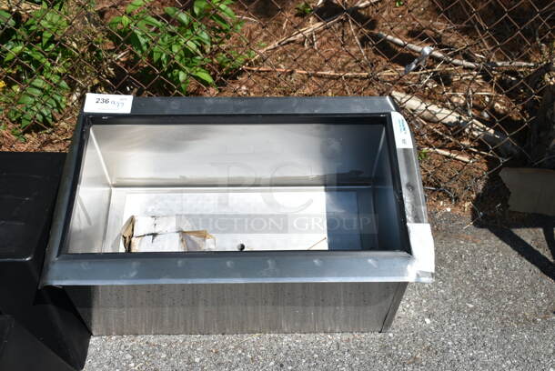 BRAND NEW SCRATCH AND DENT! Regency 600IB3018CP 18" x 30" Stainless Steel Drop-In Ice Bin with 7 Circuit Post-Mix Cold Plate. No Lid.  - Image 2 of 5